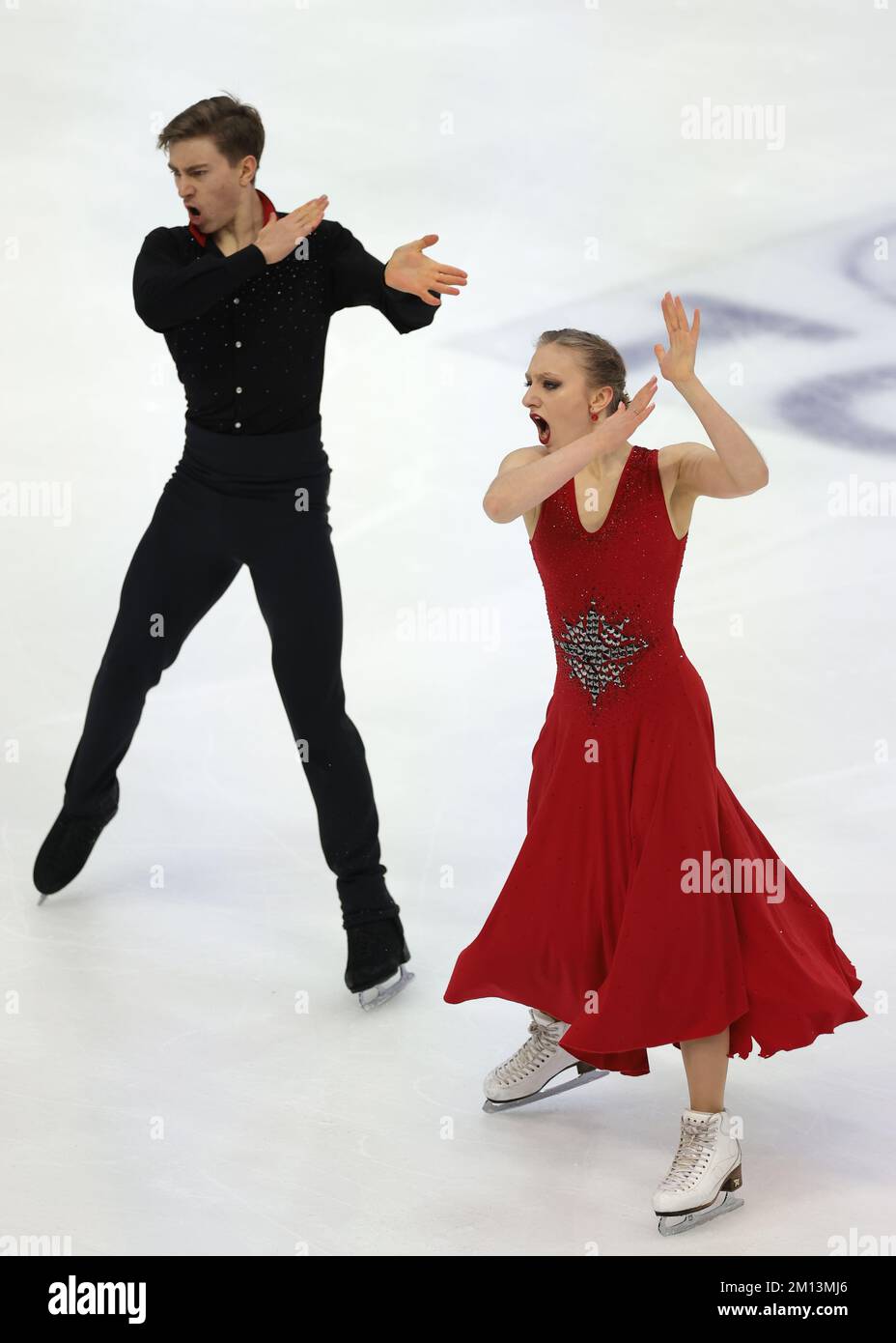 Torino, 9th dicembre 2022. Katerina Mrazkova e Daniel Mrazek della Repubblica Ceca si esibiscono nella Junior Ice Dance Rythm Dance a Palavela, Torino. Data foto: 9th dicembre 2022. Il credito per le immagini dovrebbe essere: Jonathan Moskrop/Sportimage Credit: Sportimage/Alamy Live News Foto Stock