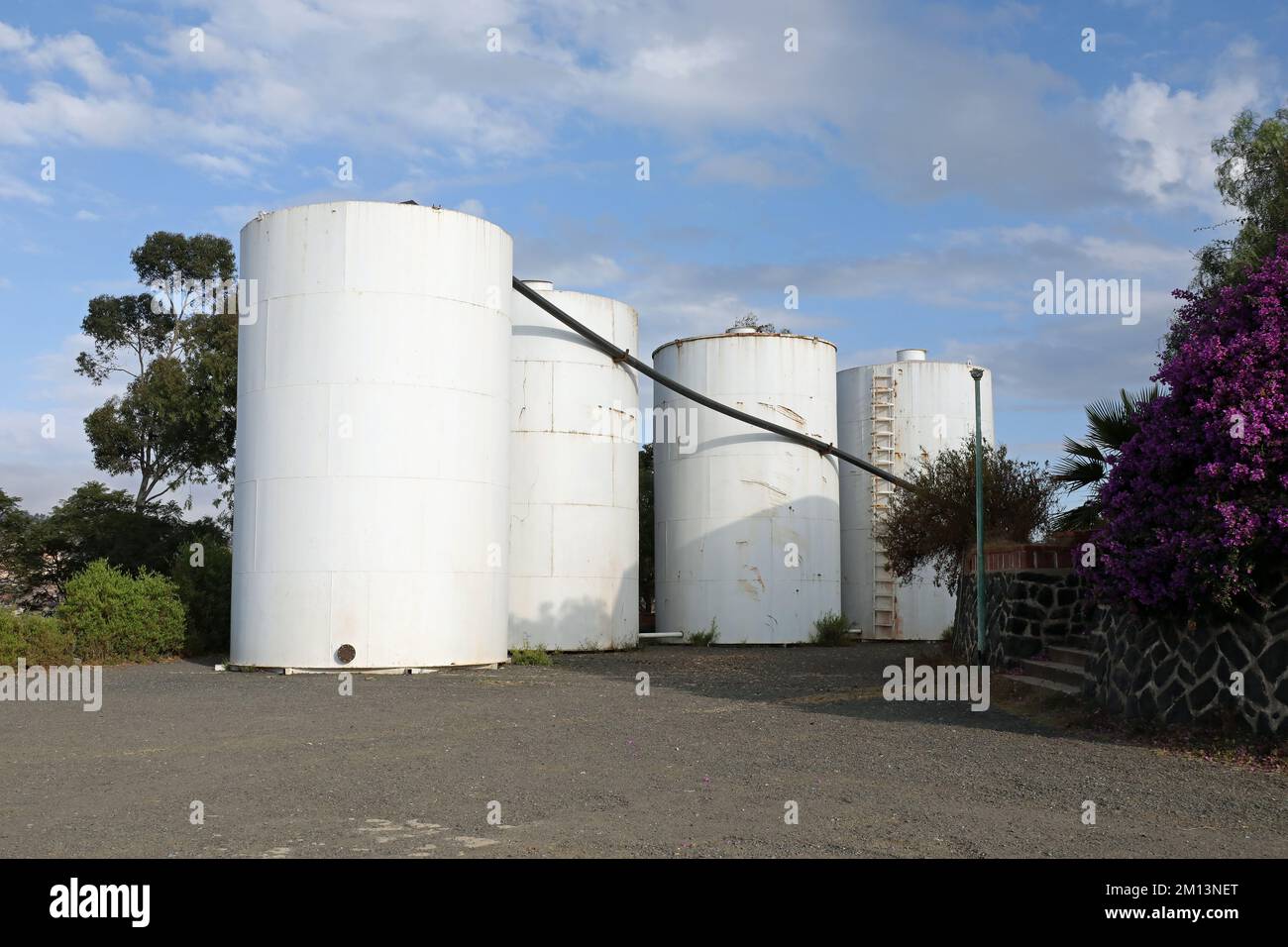 Serbatoi dell'acqua in Eritrea Foto Stock