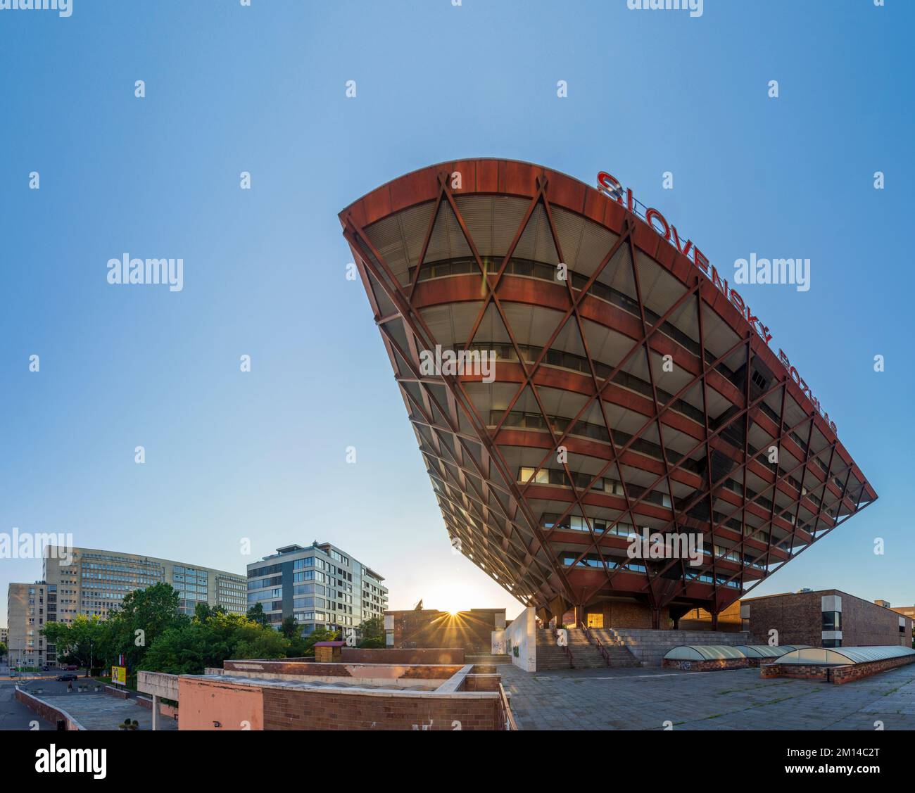 Bratislava (Pressburg): Slovenský rozhlas (edificio radiofonico slovacco) in , Slovacchia Foto Stock