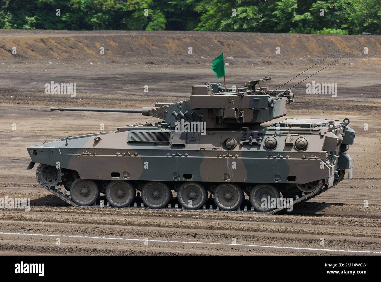 Prefettura di Shizuoka, Giappone - 10 luglio 2011: Giappone Ground Self-Defense Force Mitsubishi Type 89 IFV (veicolo di combattimento di fanteria). Foto Stock
