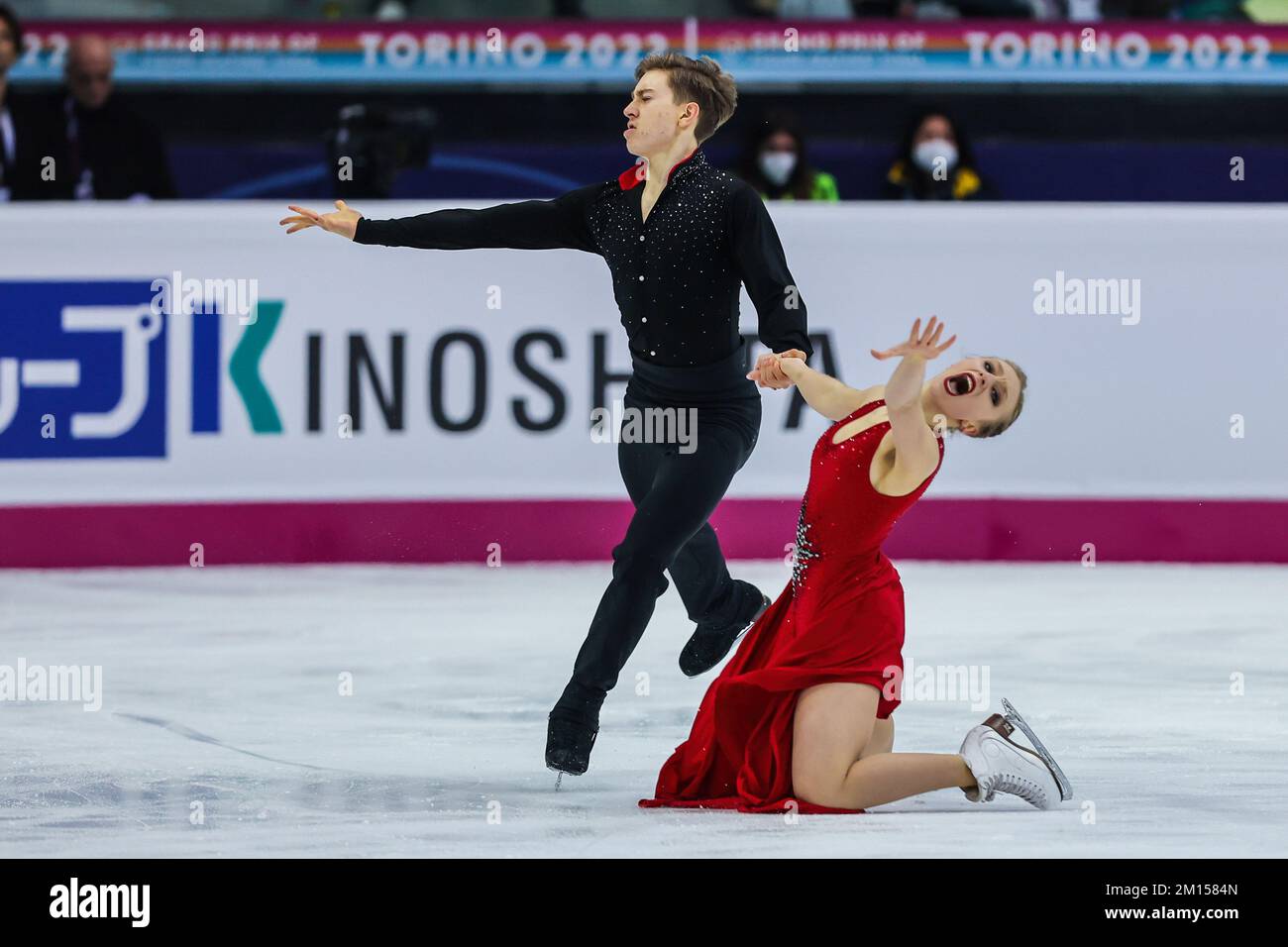 Torino, Italia. 09th Dec, 2022. Katerina Mrazkova e Daniel Mrazek della Repubblica Ceca si sfidano durante il Gran Premio di Figura della finale di Pattinaggio di Torino 2022 a Torino Palavela. (Foto di Fabrizio Carabelli/SOPA Images/Sipa USA) Credit: Sipa USA/Alamy Live News Foto Stock