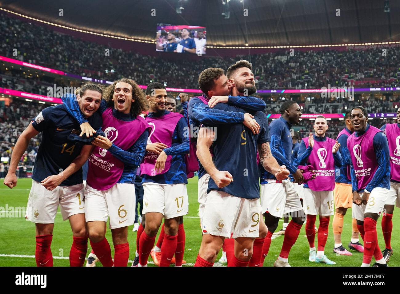 Al Khor, Qatar. 10th Dec, 2022. AL KHOR, QATAR - 10 DICEMBRE: La Francia celebra la vittoria dopo la finale di Coppa del mondo FIFA Qatar 2022 quarto incontro tra Inghilterra e Francia al Bayt Stadium, il 10 dicembre 2022 a al Khor, Qatar.(Photo by Florencia Tan Jun/Pximages) Credit: PX Images/Alamy Live News Foto Stock