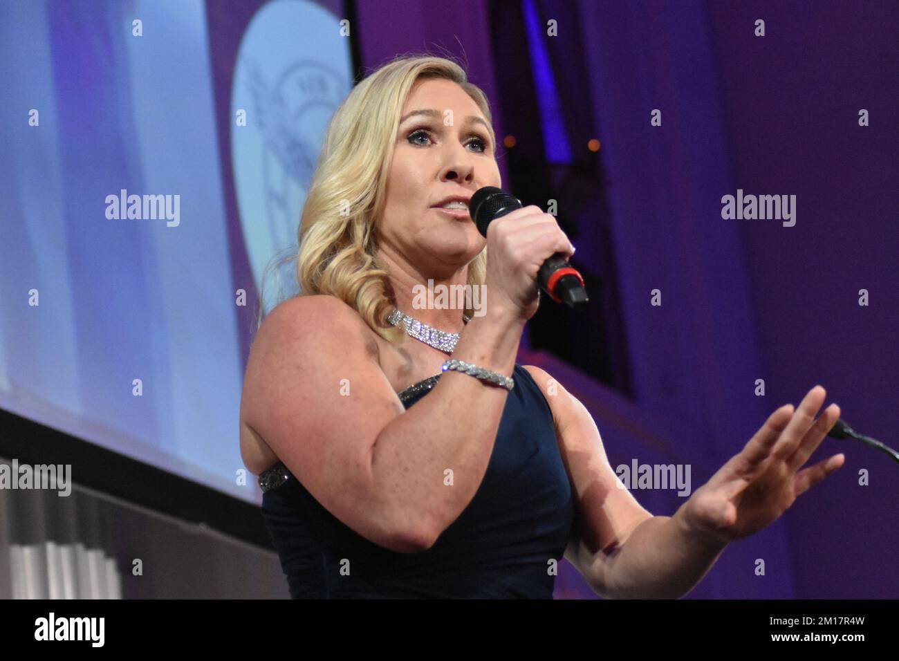 New York, Stati Uniti. 11th Dec, 2022. Il Congressswoman Marjorie Taylor Greene consegna le sue osservazioni al 110th° Gala annuale del New York Young Republican Club a New York, New York, il 10 dicembre 2022. (Foto di Kyle Mazza/Sipa USA) Credit: Sipa USA/Alamy Live News Foto Stock