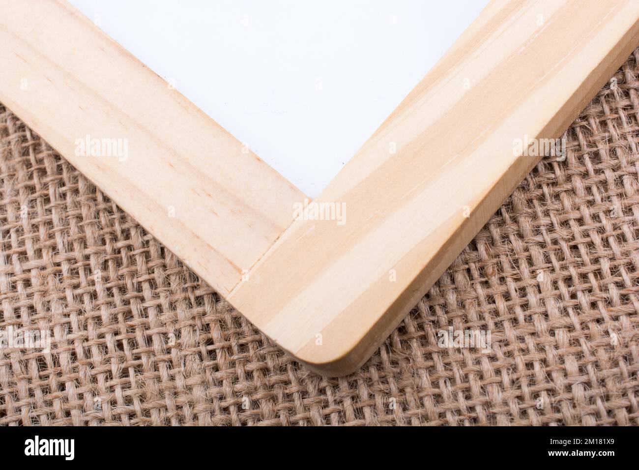 Photo frame realizzato in materiale legnoso in vista Foto Stock