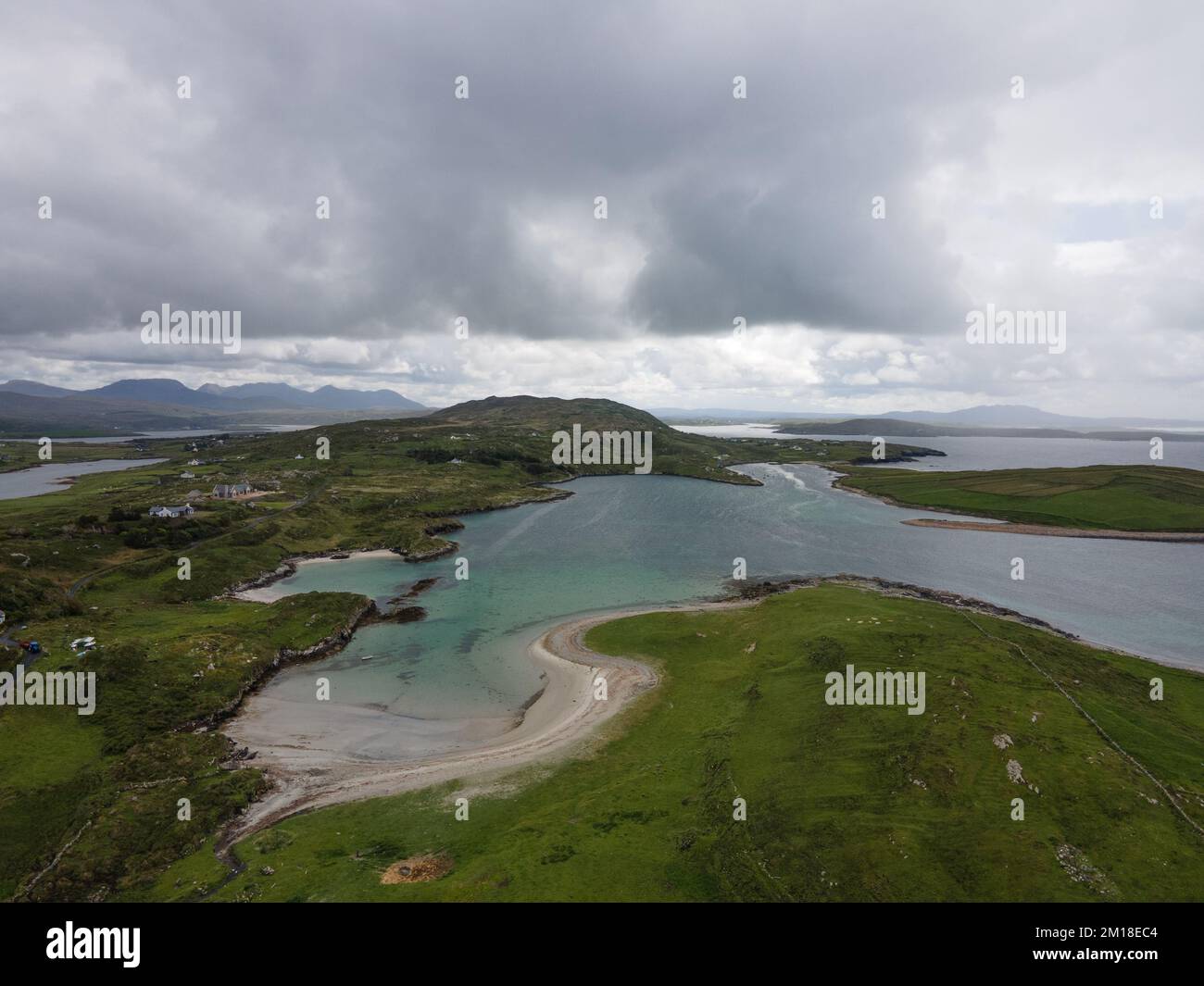 Irlanda, Eyrephort spiaggia dall'alto. Fucilato, luce del giorno. A breve distanza in auto dalla Sky Road. Foto Stock