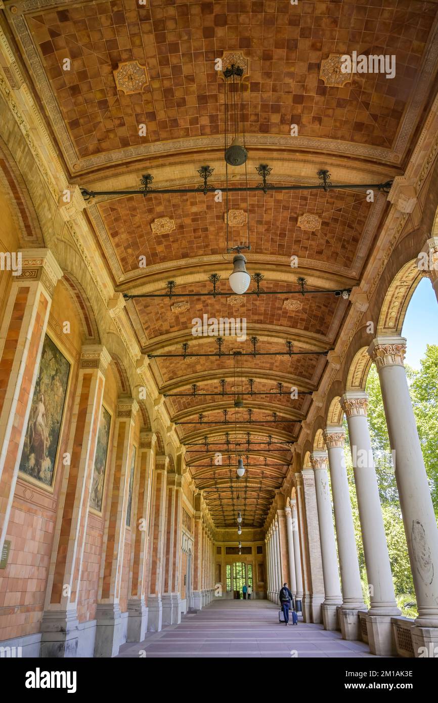 Säulengang, Trinkhalle, Kurpark, Baden-Baden, Baden-Württemberg, Germania Foto Stock