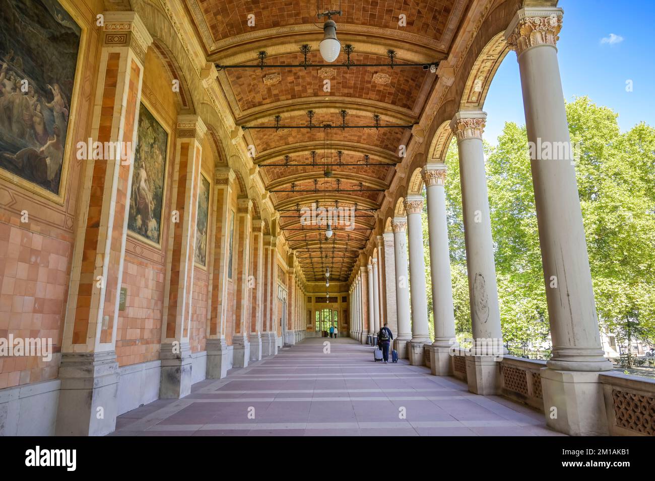 Säulengang, Trinkhalle, Kurpark, Baden-Baden, Baden-Württemberg, Germania Foto Stock