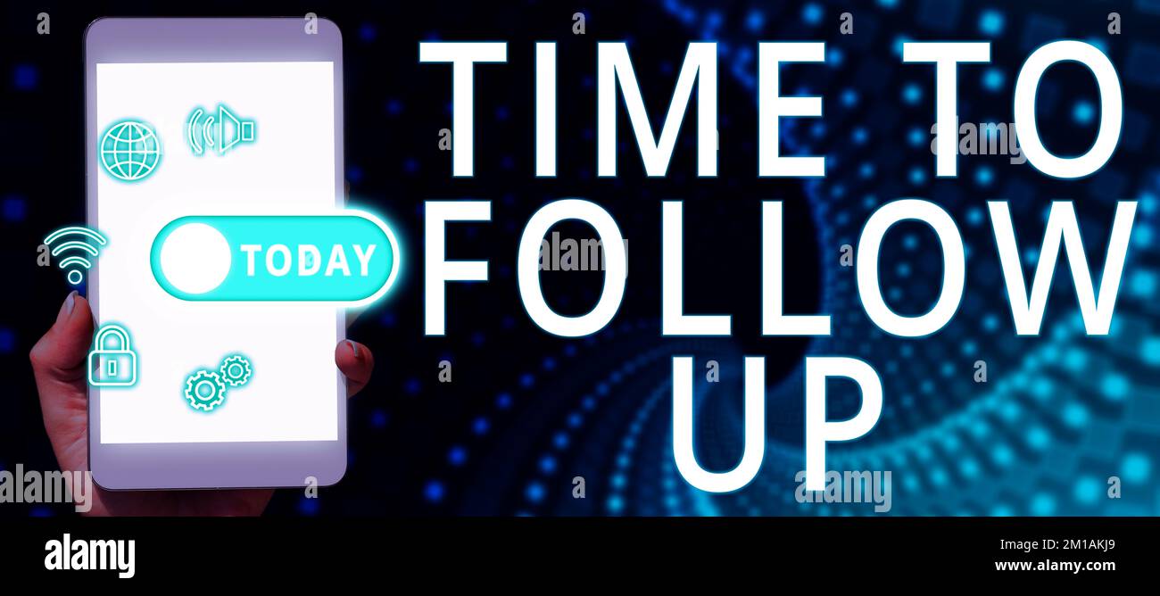 Ispirazione che mostra il tempo di registrazione per il follow-up. Vetrina aziendale richiesta dell'attività precedente o continuazione delle informazioni Foto Stock