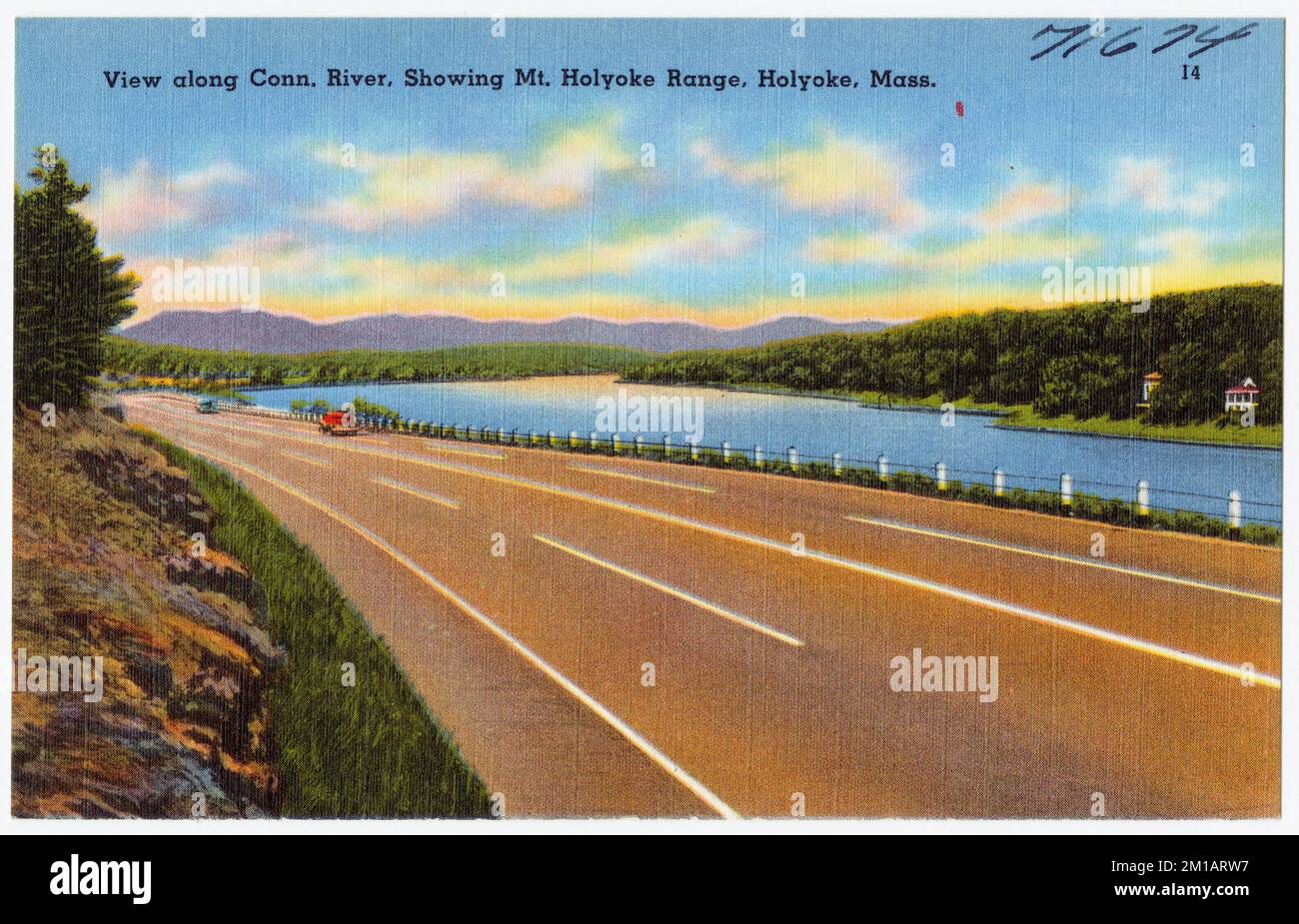 Vista lungo il Conn Fiume, che mostra il Monte Gamma Holyoke, Holyoke, massa , Roads, Rivers, Tichnor Brothers Collection, cartoline degli Stati Uniti Foto Stock