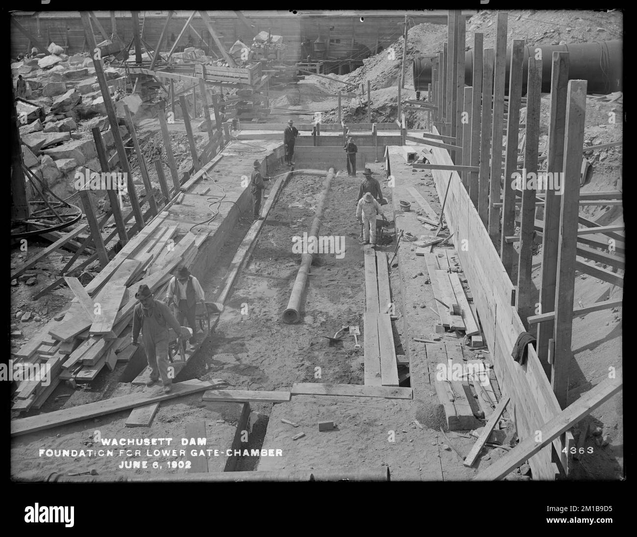Wachusett Dam, fondazione per camera di porta inferiore, Clinton, Mass., 6 giugno 1902 , acquedotto, dighe, cantieri Foto Stock