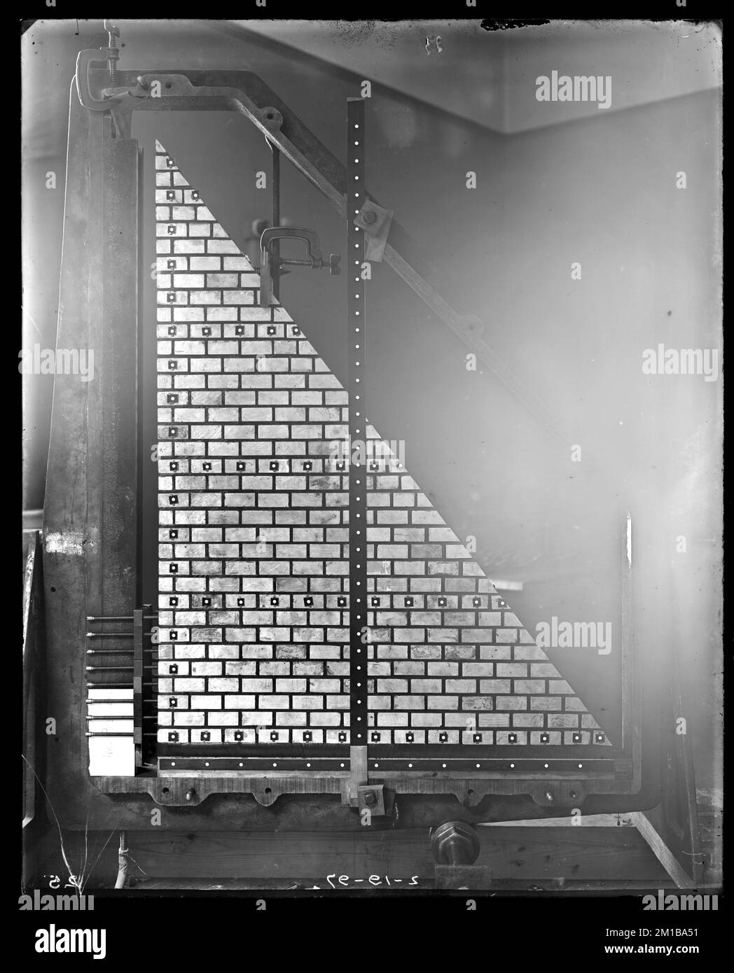 Wachusett Dam, Load Testing Experiment, Clinton, Mass., 19 febbraio, 1897 , acquedotto, dighe, attrezzatura di prova Foto Stock