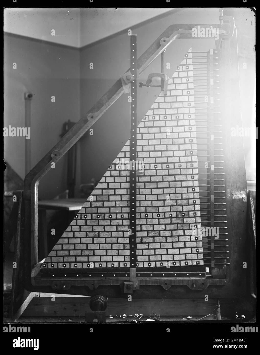 Wachusett Dam, Load Testing Experiment, Clinton, Mass., 19 febbraio, 1897 , acquedotto, dighe, attrezzatura di prova Foto Stock