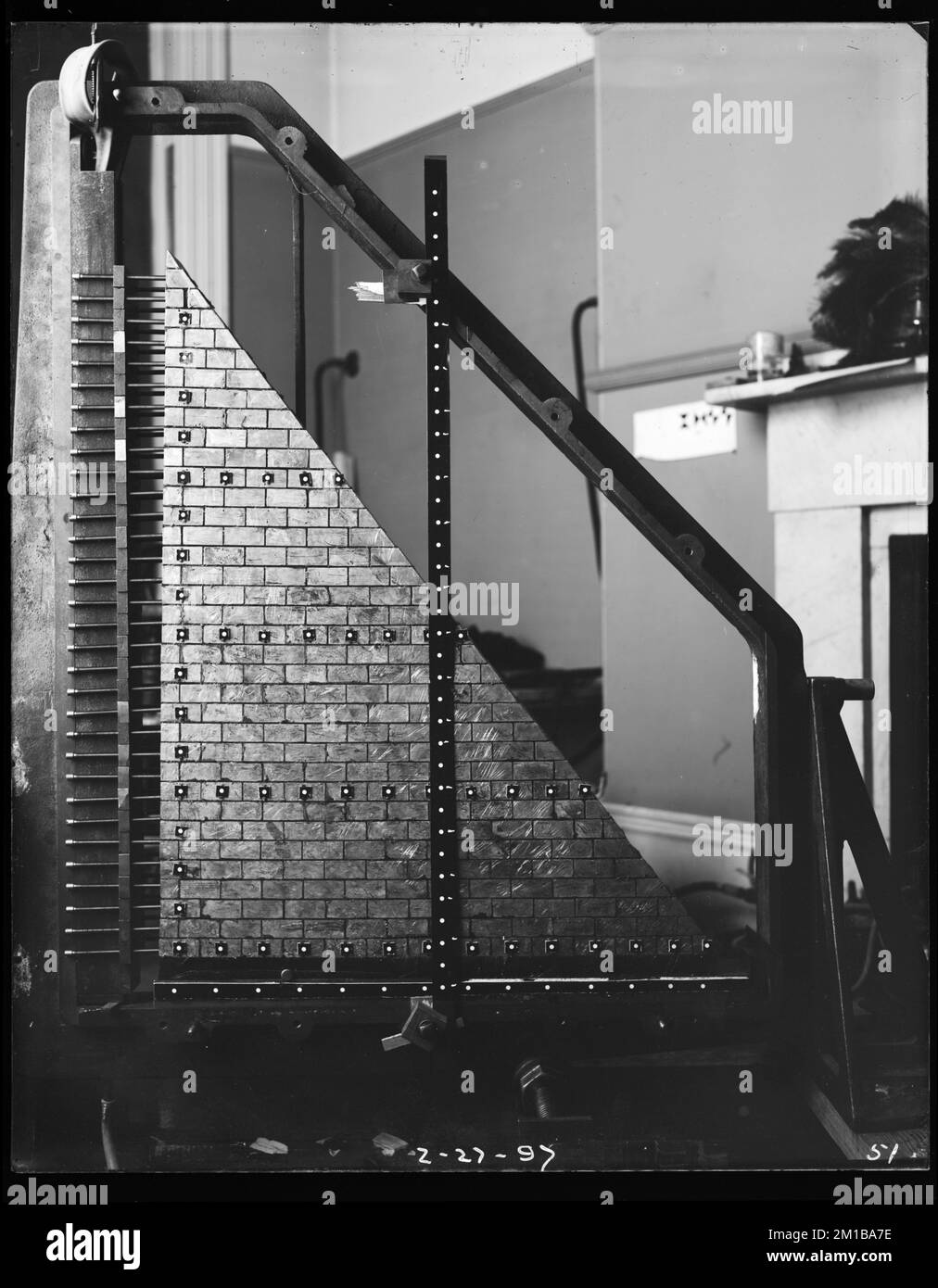 Wachusett Dam, Load Testing Experiment, Clinton, Mass., 27 febbraio, 1897 , acquedotto, dighe, attrezzatura di prova Foto Stock