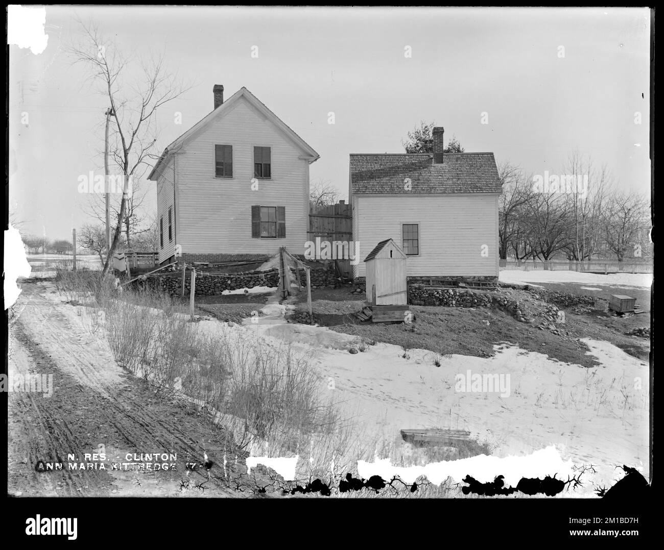Serbatoio di Wachusett, casa di Anna Maria Kittredge, sul lato ovest di Main Street, angolo di via privata, da ovest in modo privato, Clinton, Mass., 11 febbraio 1897 , acquedotto, serbatoi strutture di distribuzione dell'acqua, immobiliare Foto Stock