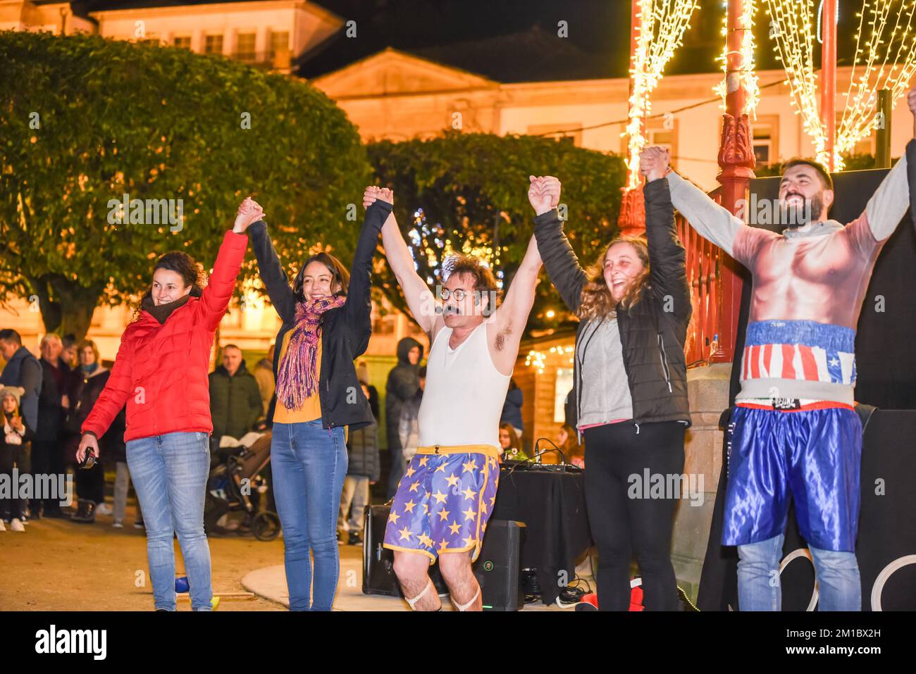 Lugo, Spagna dicembre, 10, 2022: Clown show in Spagna Place a Lugo durante le attività natalizie nella capitale Foto Stock