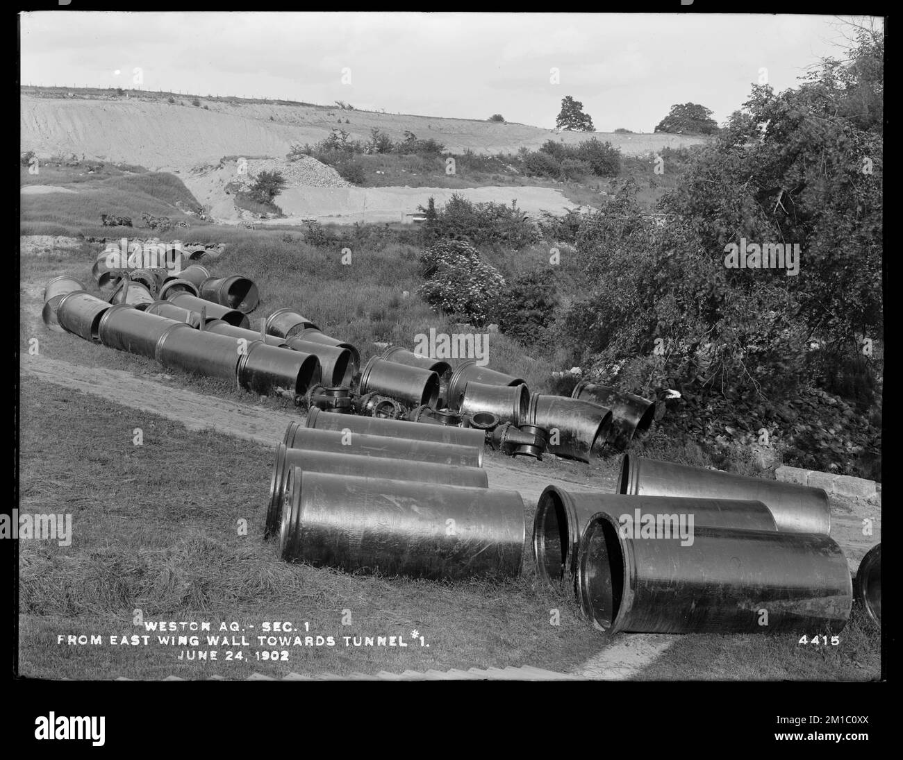 Weston Aqueduct, Sezione 1, dalla parete dell'ala est verso il Tunnel No. 1, Weston Aqueduct Tunnel No. 1, Southborough, Mass., 24/1902, acquedotti, acquedotti, cantieri Foto Stock
