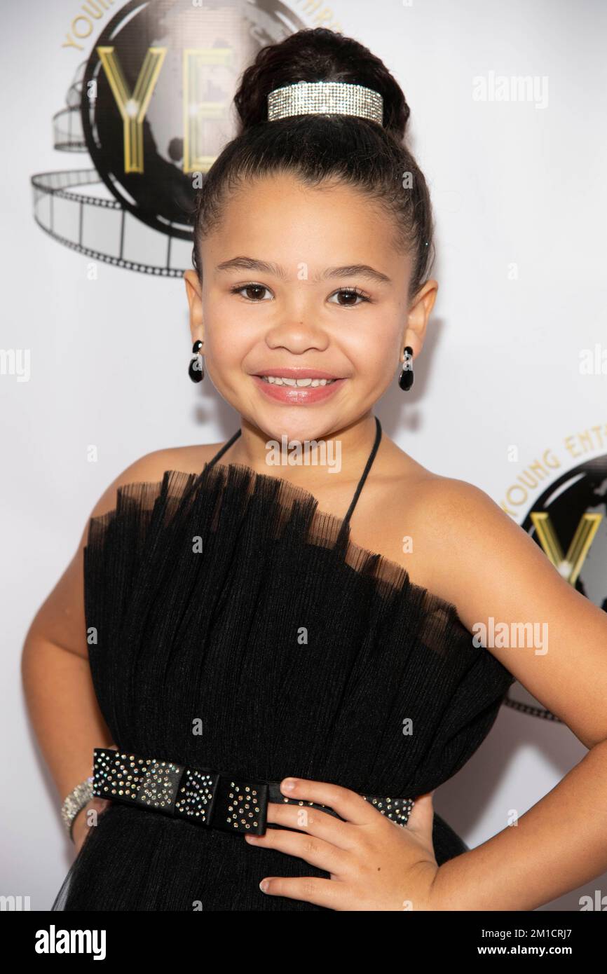 Serenity Grace Russell partecipa ai 7th Annual Young Entertainer Awards all'Universal Sheraton, Universal City, CA, dicembre 11th 2022 Foto Stock