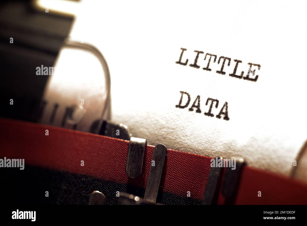 Piccola frase di dati scritta con una macchina da scrivere. Foto Stock
