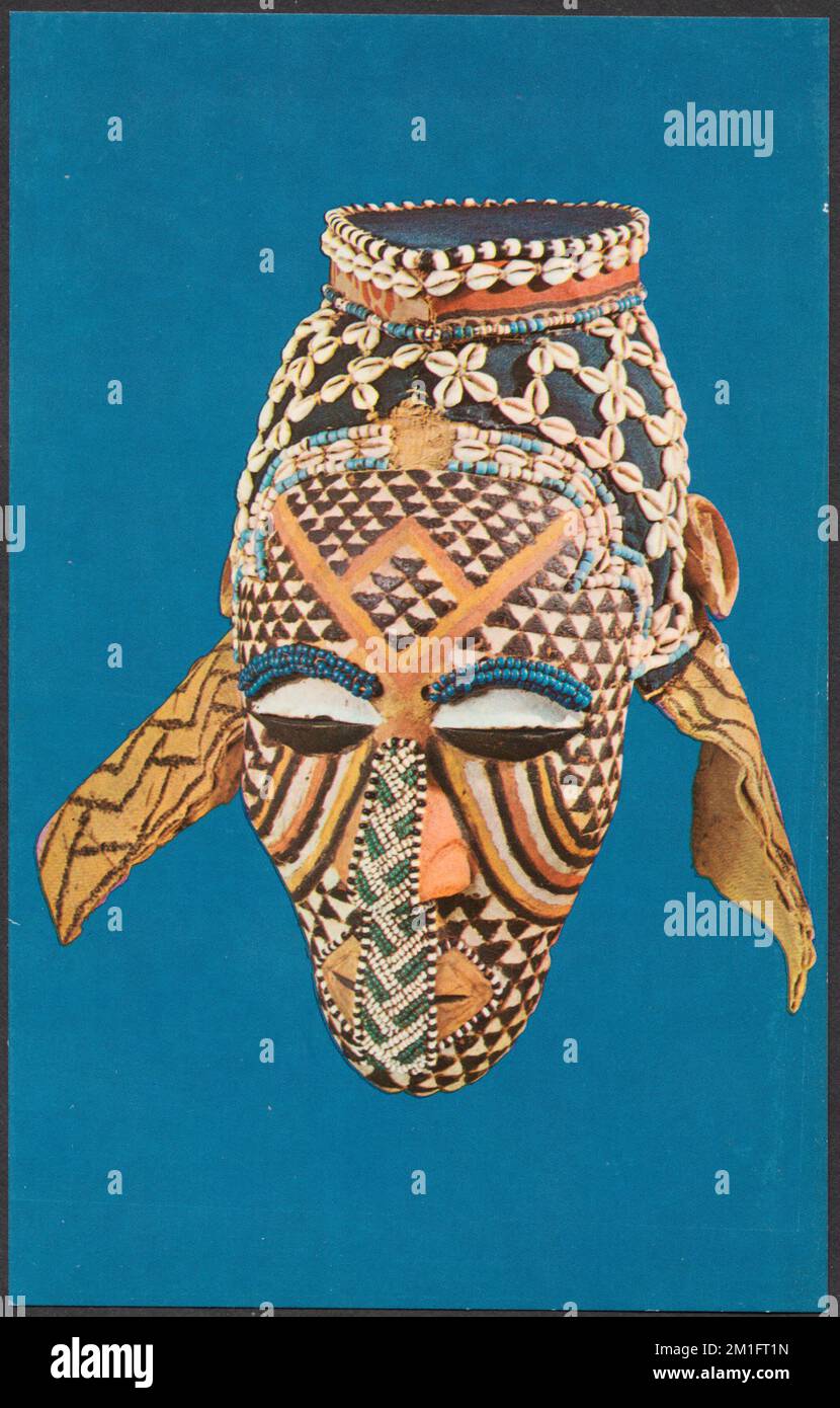 Maschera cerimoniale policroma , maschere, Kuba African People, Peabody Museum of Archaeology and Ethnology, Tichnor Brothers Collection, cartoline degli Stati Uniti Foto Stock