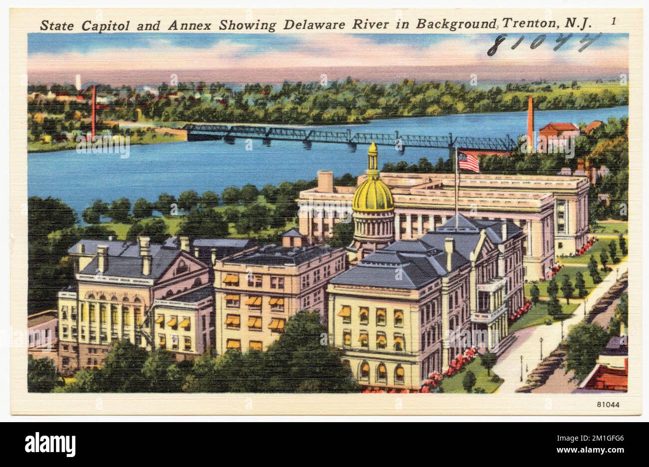 campidoglio e annesso che mostra il fiume Delaware sullo sfondo, Trenton, N. J., Capitols, Bridges, Fiumi, Tichnor Brothers Collection, cartoline degli Stati Uniti Foto Stock