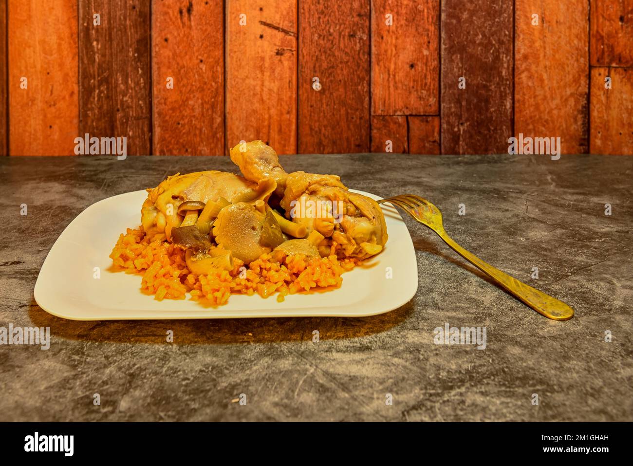Piatto di lenticchie con carota e budino nero Foto Stock