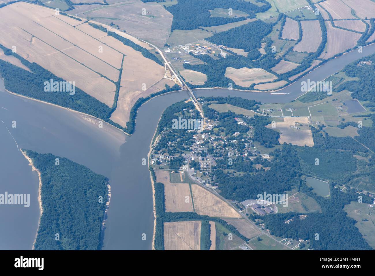 Vista aerea della confluenza del fiume Ohio e del fiume Cumberland. Foto Stock