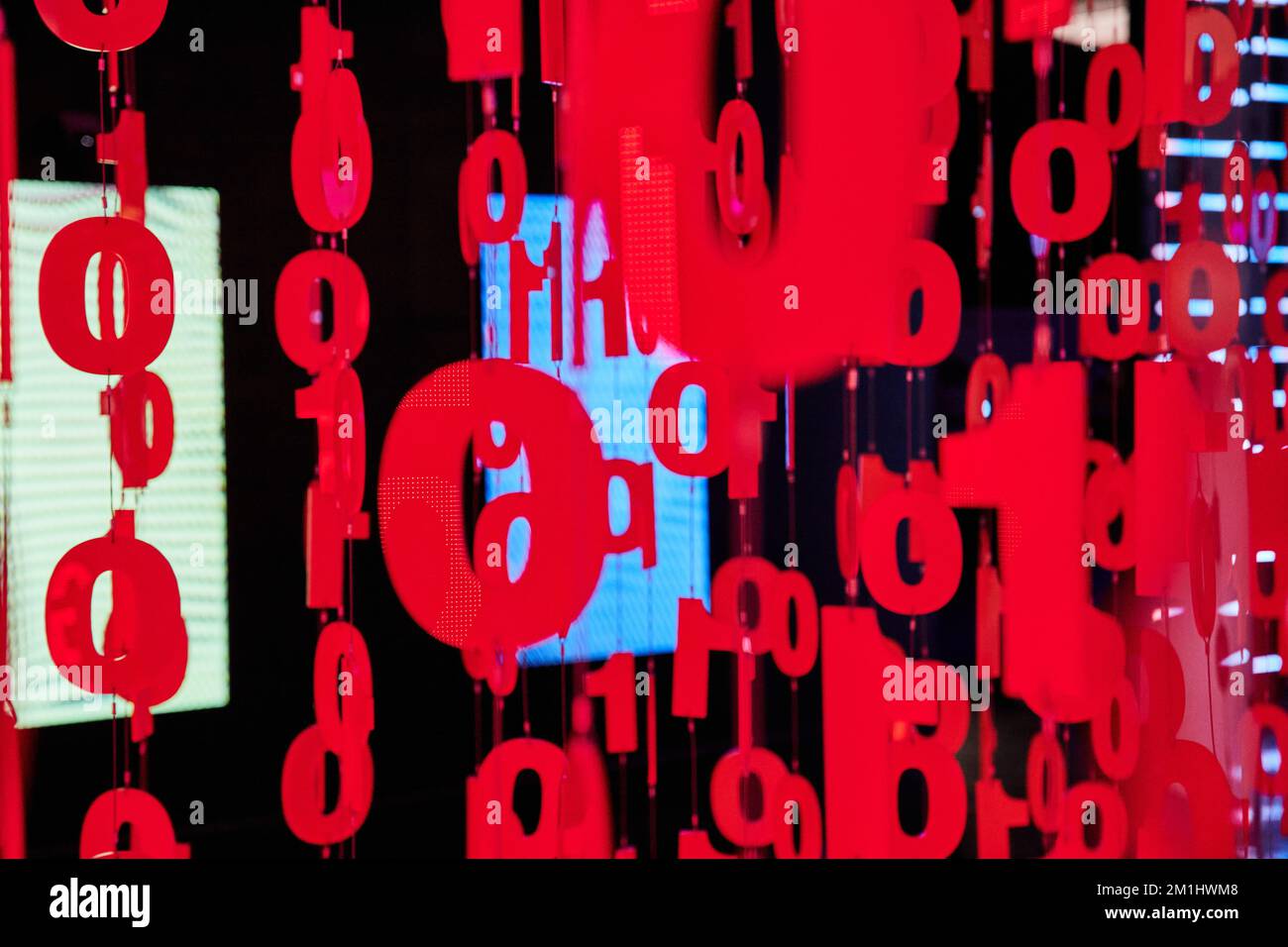 Codice rosso svincolato zero e un numero astratto Foto Stock