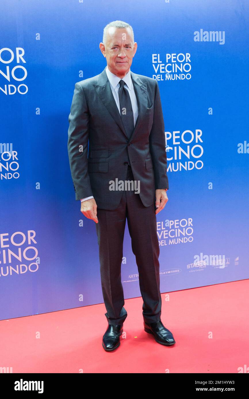Madrid, Spagna. 12th Dec, 2022. L'attore STATUNITENSE Tom Hanks partecipa alla prima di 'El Peor Vecino del Mundo' al Cine Capitol di Madrid. (Foto di Atilano Garcia/SOPA Images/Sipa USA) Credit: Sipa USA/Alamy Live News Foto Stock