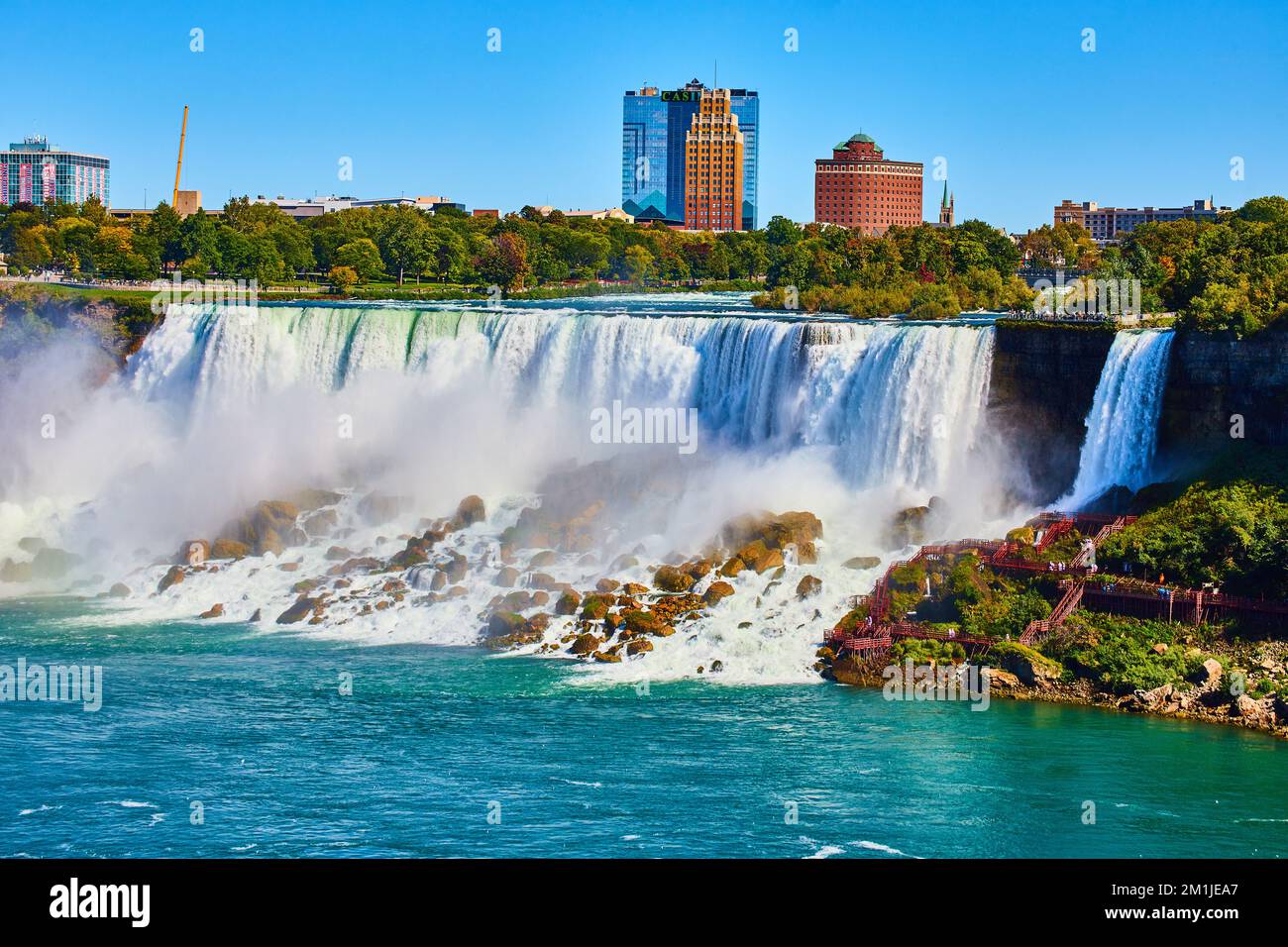 Vista mozzafiato delle Cascate del Niagara dalle Cascate Americane dal Canada Foto Stock