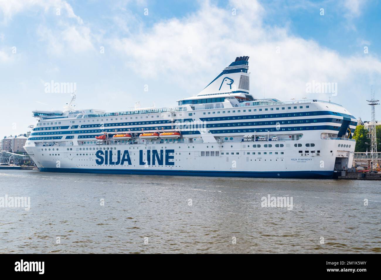 Helsinki, Finlandia - 12 giugno 2022: Il traghetto Silja Line nel porto di Helsinki. Foto Stock