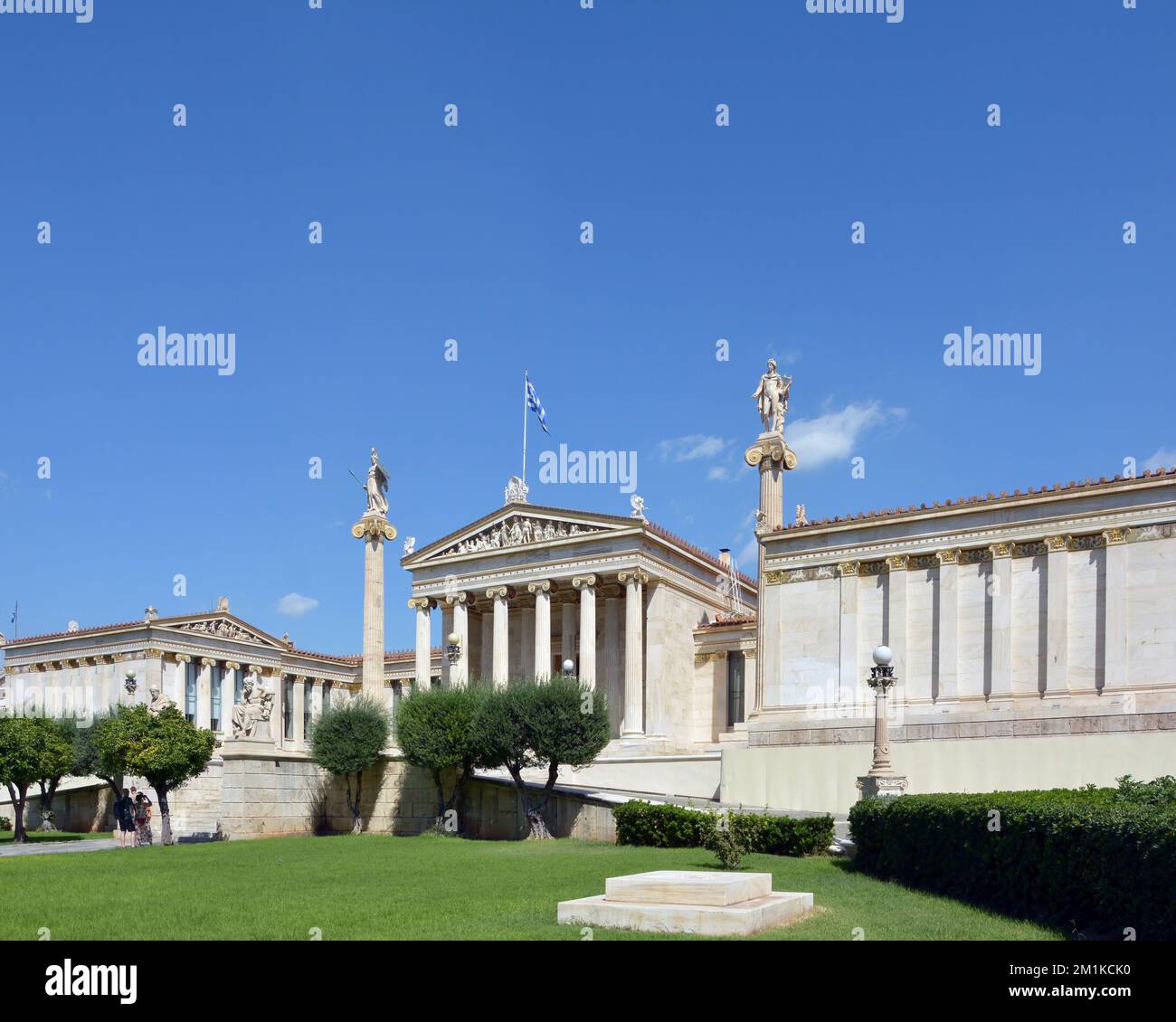 L'edificio dell'Accademia di Atene, Grecia, uno degli edifici neoclassici più belli del mondo, progettato da Theophil Hansen. Foto Stock
