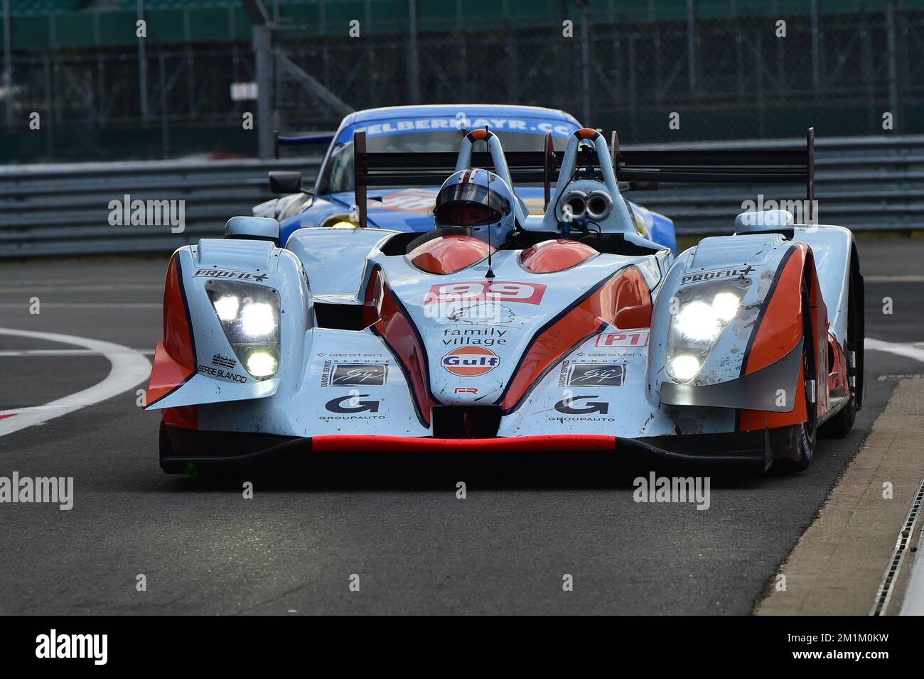 Jamie Constable, Pescarolo LMP1, Masters Endurance Legends, due gare per tutto il weekend sul circuito del Gran Premio, con il contemporaneo le Man Foto Stock