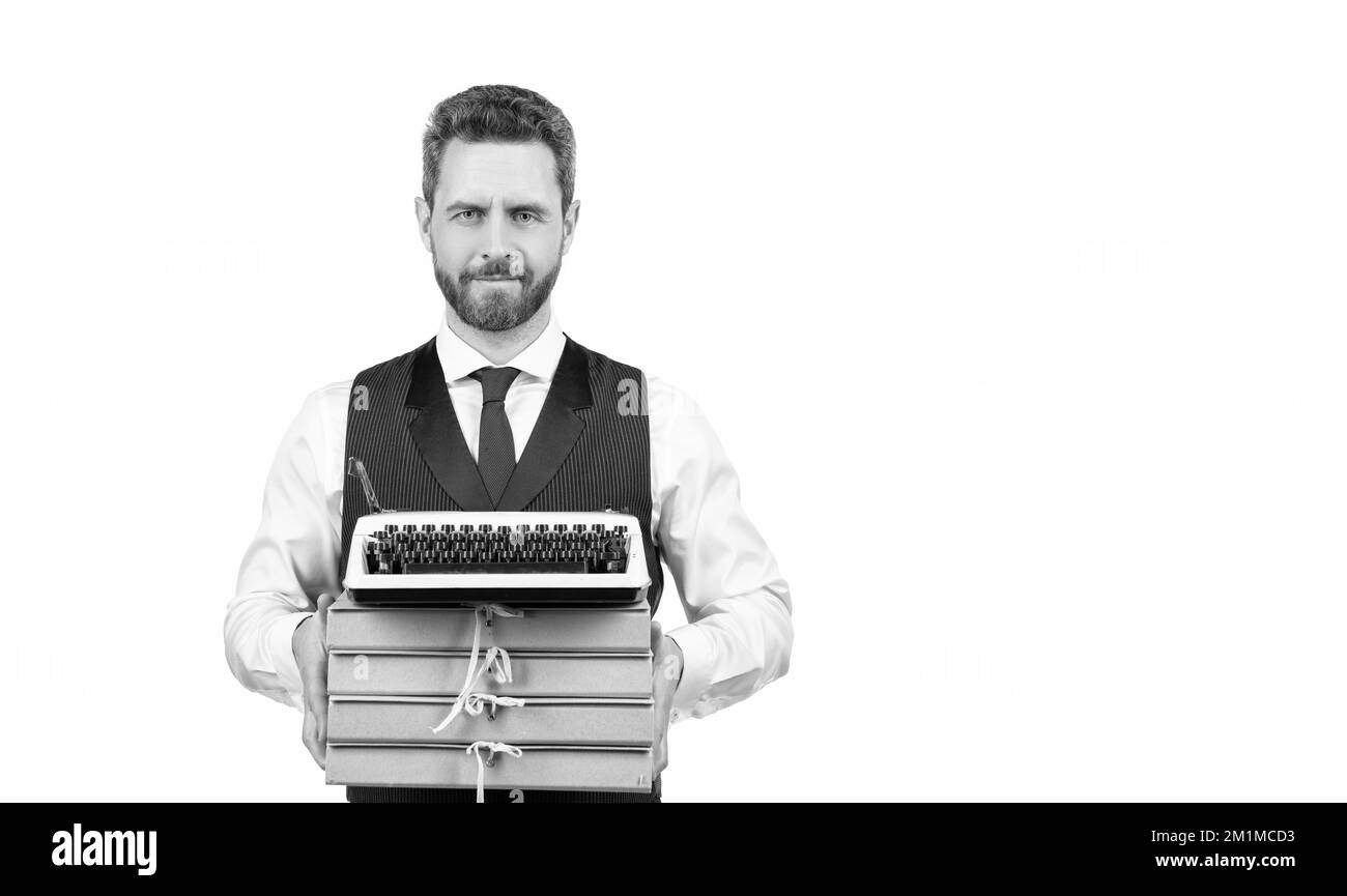 bearded businessman tenere un mucchio di cartelle isolato su bianco, spazio di copia, business moderno Foto Stock