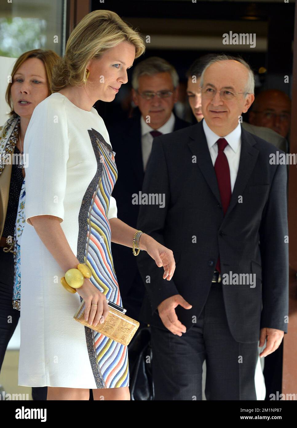 20121018 - ANKARA, TURCHIA: Principessa Mathilde del Belgio raffigurata durante una mostra sui cartografi Mercator & Piri Reis, giovedì 18 ottobre 2012, il quarto giorno della missione economica del principe Filippo in Turchia, dal 15 al 18 ottobre. FOTO DI BELGA ERIC LALMAND Foto Stock