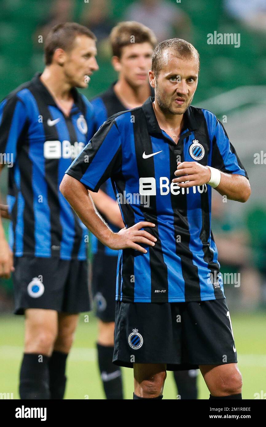 Jonathan Blondel del Club sembra sconsolato durante la partita di calcio tra la squadra di calcio belga della prima Divisione Club Brugge e la squadra polacca WKS Slask Wroclaw, la prima partita del terzo turno di qualificazione nella UEFA Europa League, giovedì 01 agosto 2013 a Breslavia, Polonia. Foto Stock