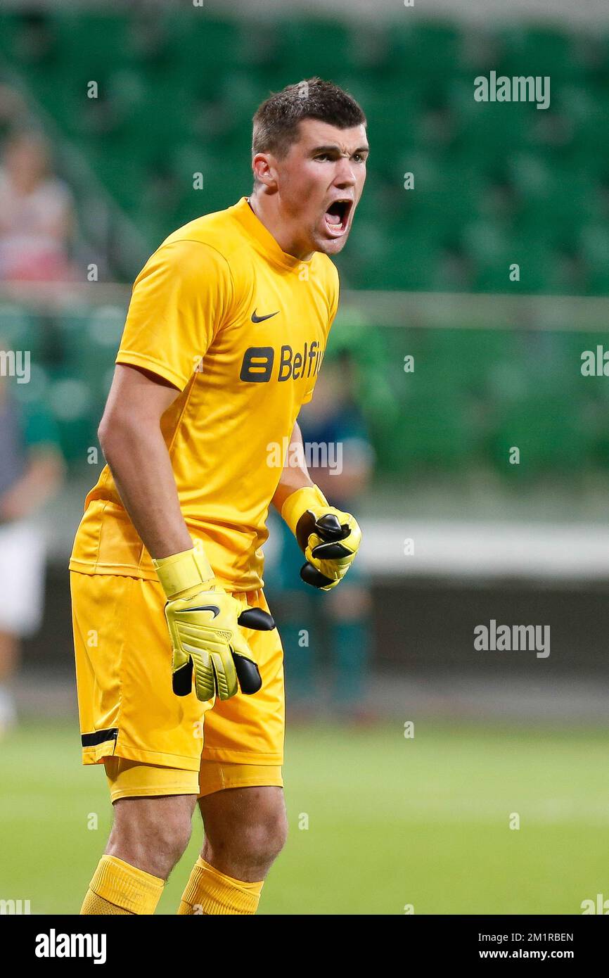 Il portiere del club, Mathew Ryan, è stato raffigurato durante la partita di calcio tra la squadra di calcio belga della prima divisione Club Brugge e la squadra polacca WKS Slask Wroclaw, la prima partita del terzo turno di qualificazione nella UEFA Europa League, giovedì 01 agosto 2013 a Breslavia, Polonia. Foto Stock