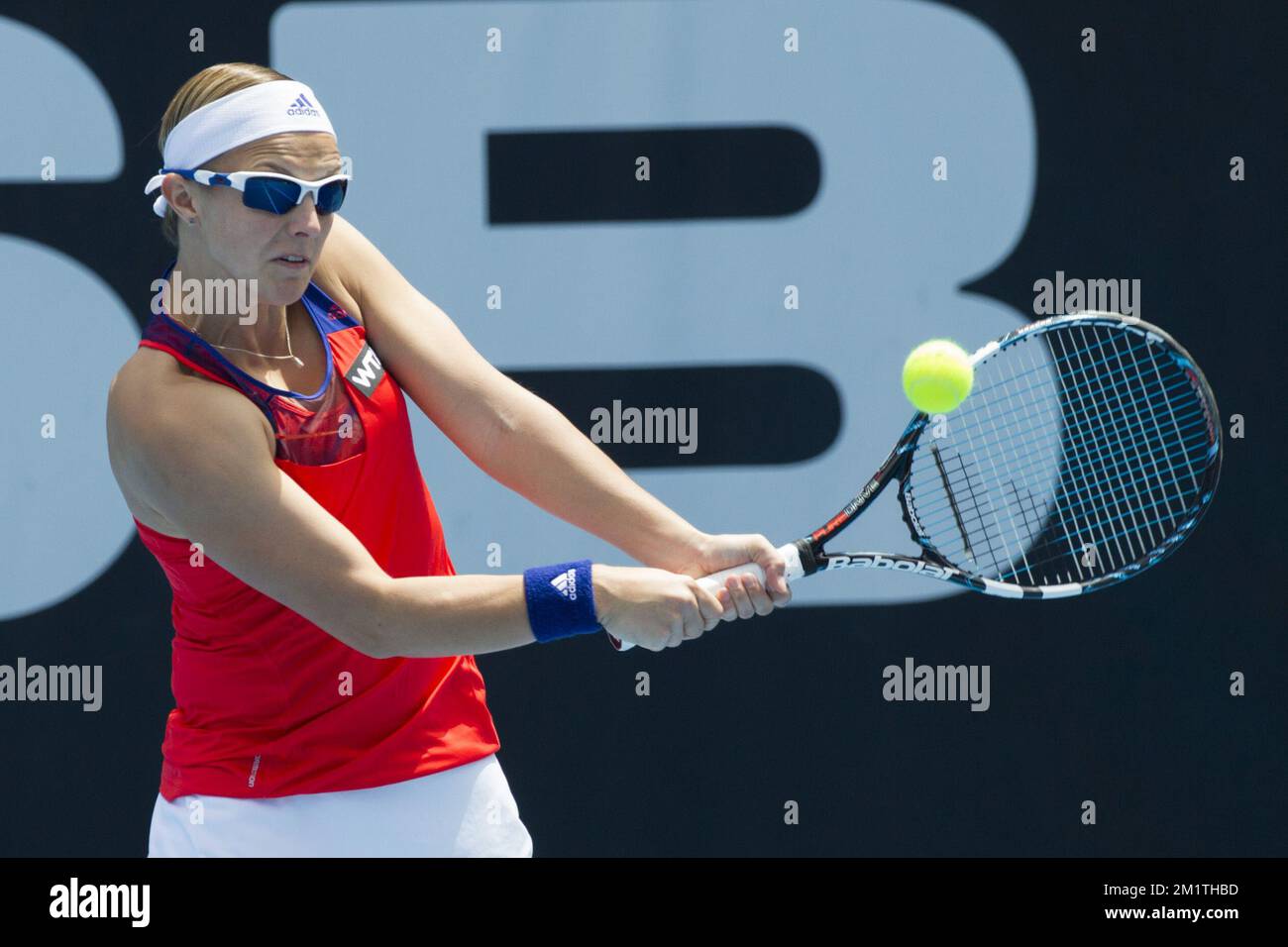 20131231 - AUCKLAND, NUOVA ZELANDA: Kirsten Flipkens belga raffigurato durante la prima partita di turno tra il belga Kirsten Flipkens (WTA 20) e il Puerto Rican Monica Puig (WTA 56), al torneo di tennis ASB Classic 2014 di Auckland, Nuova Zelanda, martedì 31 dicembre 2013. Il torneo si svolge dal 30 dicembre 2013 al 04 gennaio 2014. FOTO DI BELGA DAVID ROWLAND Foto Stock