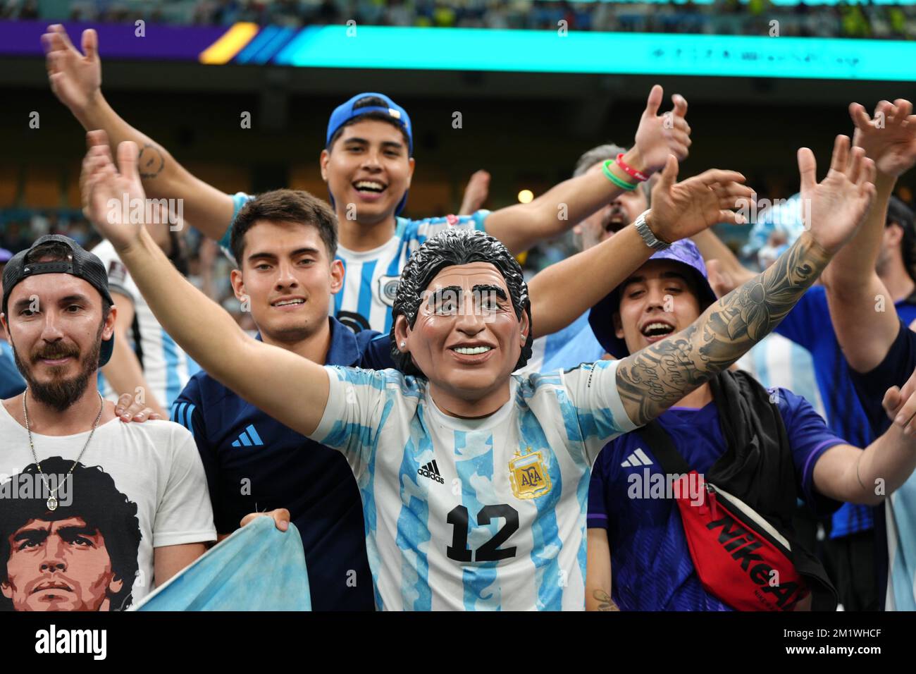 Maschera di diego maradona immagini e fotografie stock ad alta risoluzione  - Alamy