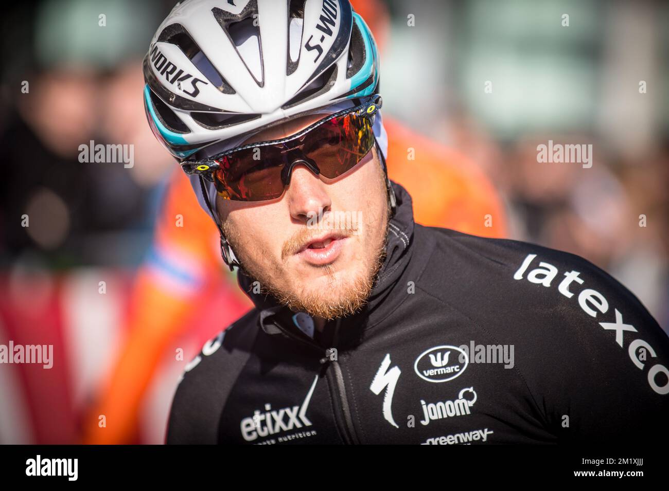 L'italiano Matteo Trentin del team Ettix - Quick-Step nella foto davanti al ‘Omloop Het Nieuwsblad’, la prima gara ciclistica della stagione in Belgio, a 198 km da Gent a Gentbrugge, sabato 28 febbraio 2015, per la 70th° edizione di questa gara. Foto Stock