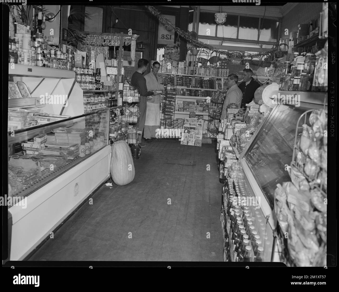 Bob's Spa. Roberto. , Negozi di alimentari. Collezione Leon Abdalian Foto Stock