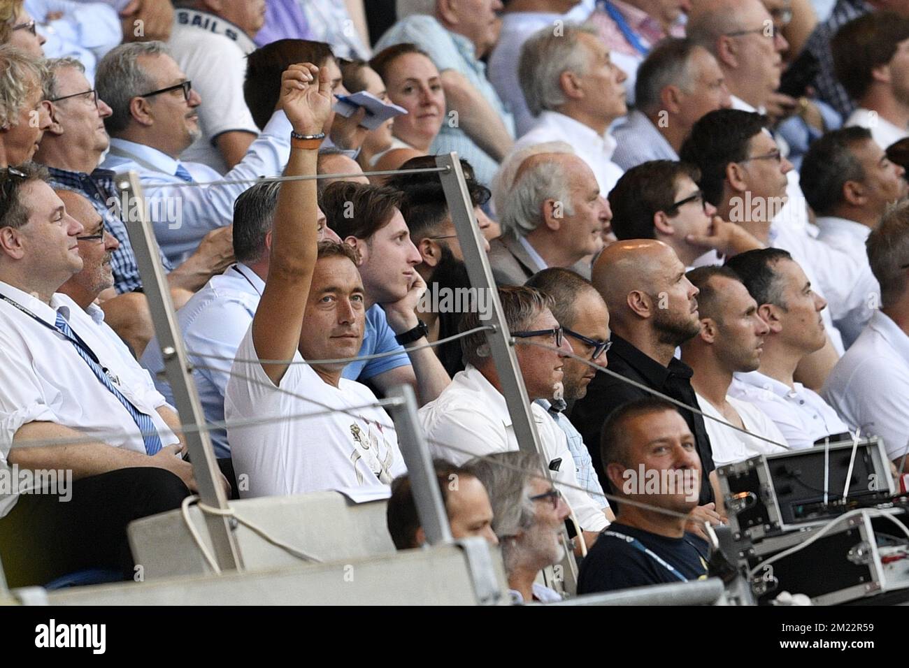 L'ex giocatore di Genk Branko Strupar ha mostrato in una partita tra la prima squadra belga KRC Genk e la croata Lokomotiva Zagreb, la tappa di ritorno del turno di playoff nella competizione Europa League, a Genk, giovedì 25 agosto 2016. La prima tappa si è conclusa con il risultato del pareggio 2-2 in Croazia. Foto Stock