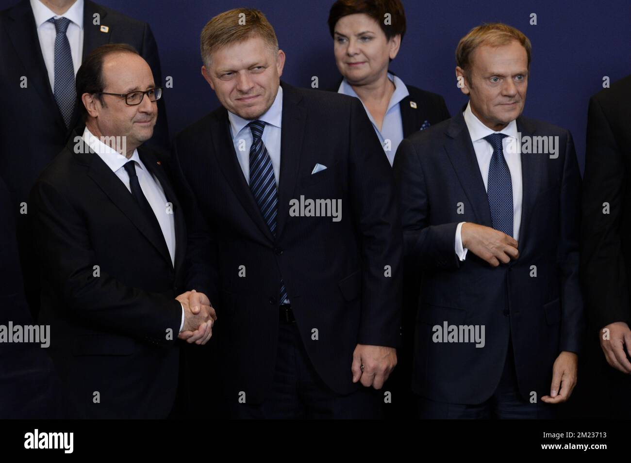 Il presidente francese Francois Hollande, il primo ministro slovacco Robert Fico, il primo ministro polacco Beata Szydlo e il presidente del Consiglio europeo Donald Tusk hanno illustrato nel momento fotografico di famiglia il primo giorno di un vertice UE, giovedì 20 ottobre 2016, presso la sede dell'Unione europea a Bruxelles. I leader europei discuteranno della risposta¿øs UE alla migrazione, della Russia in Siria e del trattato CETA. BELGA FOTO PISCINA MELANIE WENGER Foto Stock