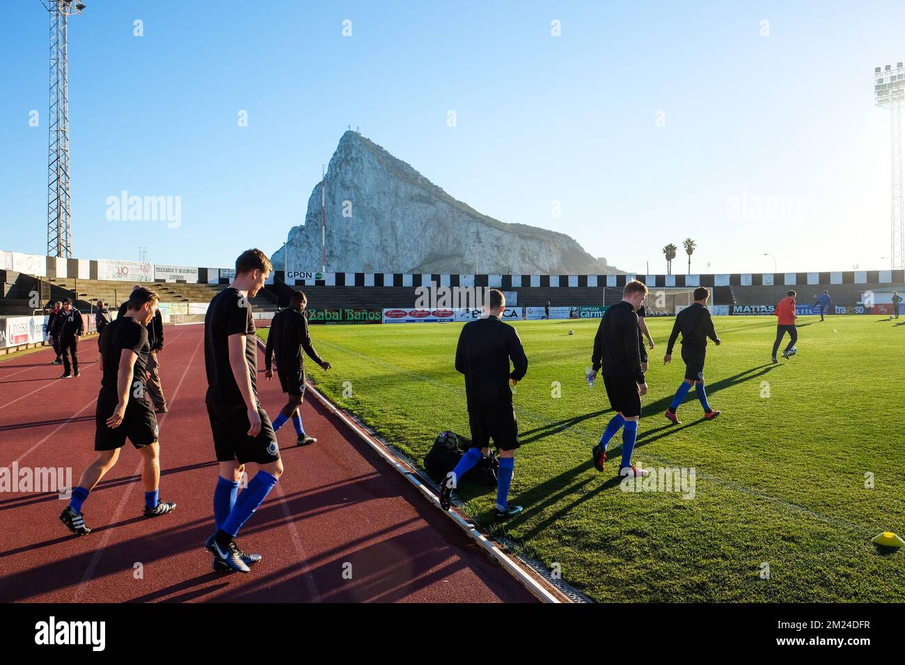 I giocatori del Club hanno fatto foto prima di una amichevole partita di calcio tra il Club Brugge e il SC Friburgo, l'ottavo giorno del campo di allenamento invernale della squadra di calcio belga di prima divisione Club Brugge, a la linea, Spagna, giovedì 12 gennaio 2017. FOTO DI BELGA BRUNO FAHY Foto Stock