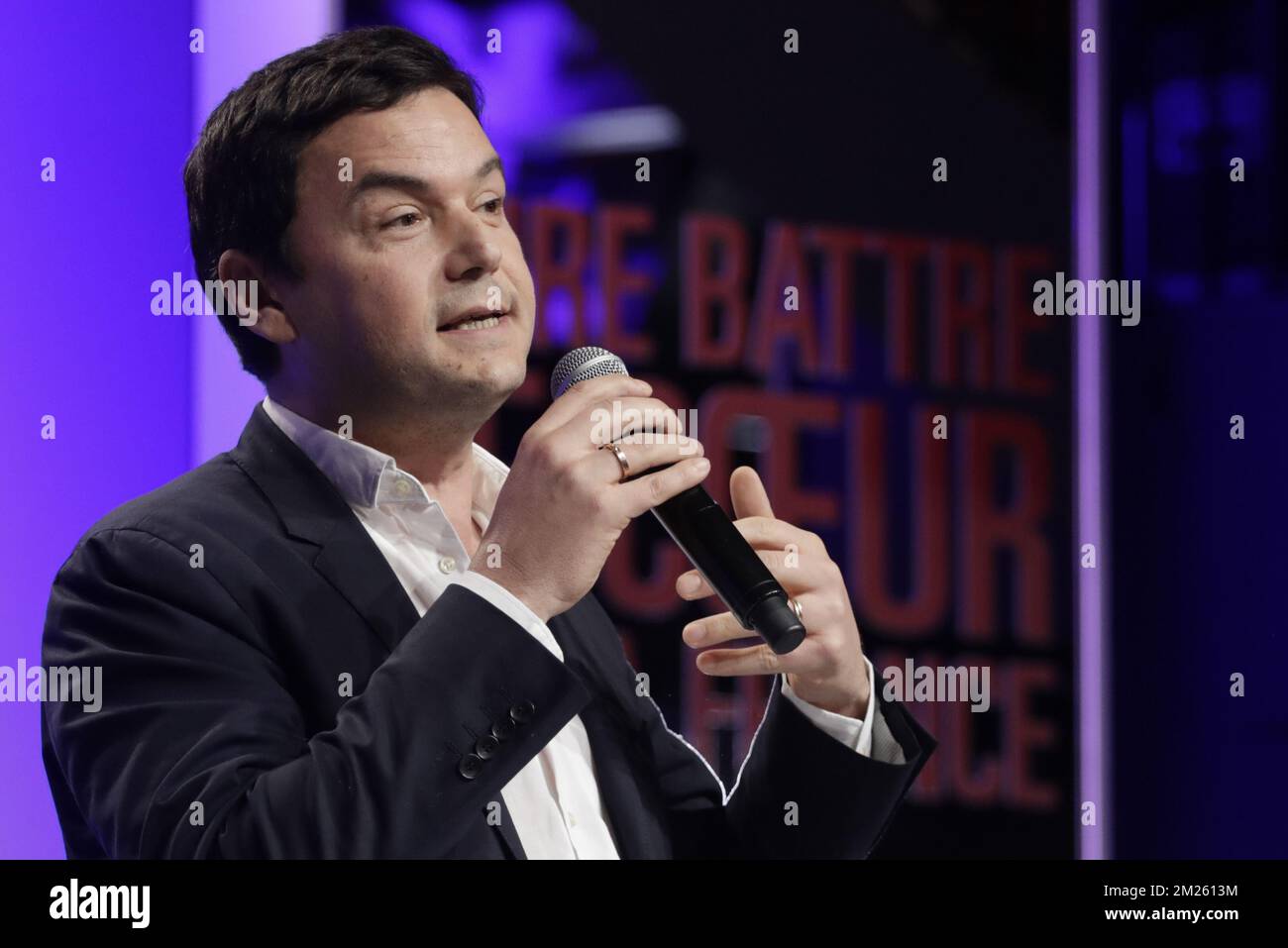 Thomas Piketty speeche in un incontro con il candidato alle elezioni presidenziali francesi per il partito socialista francese di sinistra Benoit Hamon, martedì 21 marzo 2017, a Bruxelles. FOTO DI BELGA THIERRY ROGE Foto Stock