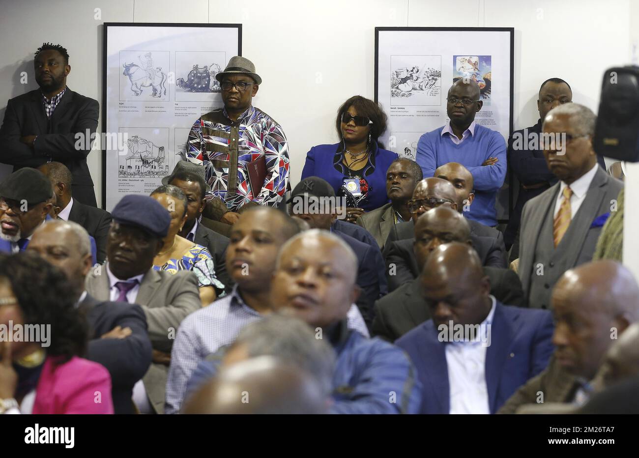 L'illustrazione mostra una conferenza-dibattito organizzata dal coordinamento per un raduno delle forze politiche e sociali acquisite per un cambiamento in Congo, domenica 30 aprile 2017, a Bruxelles. FOTO DI BELGA NICOLAS MAETERLINCK Foto Stock