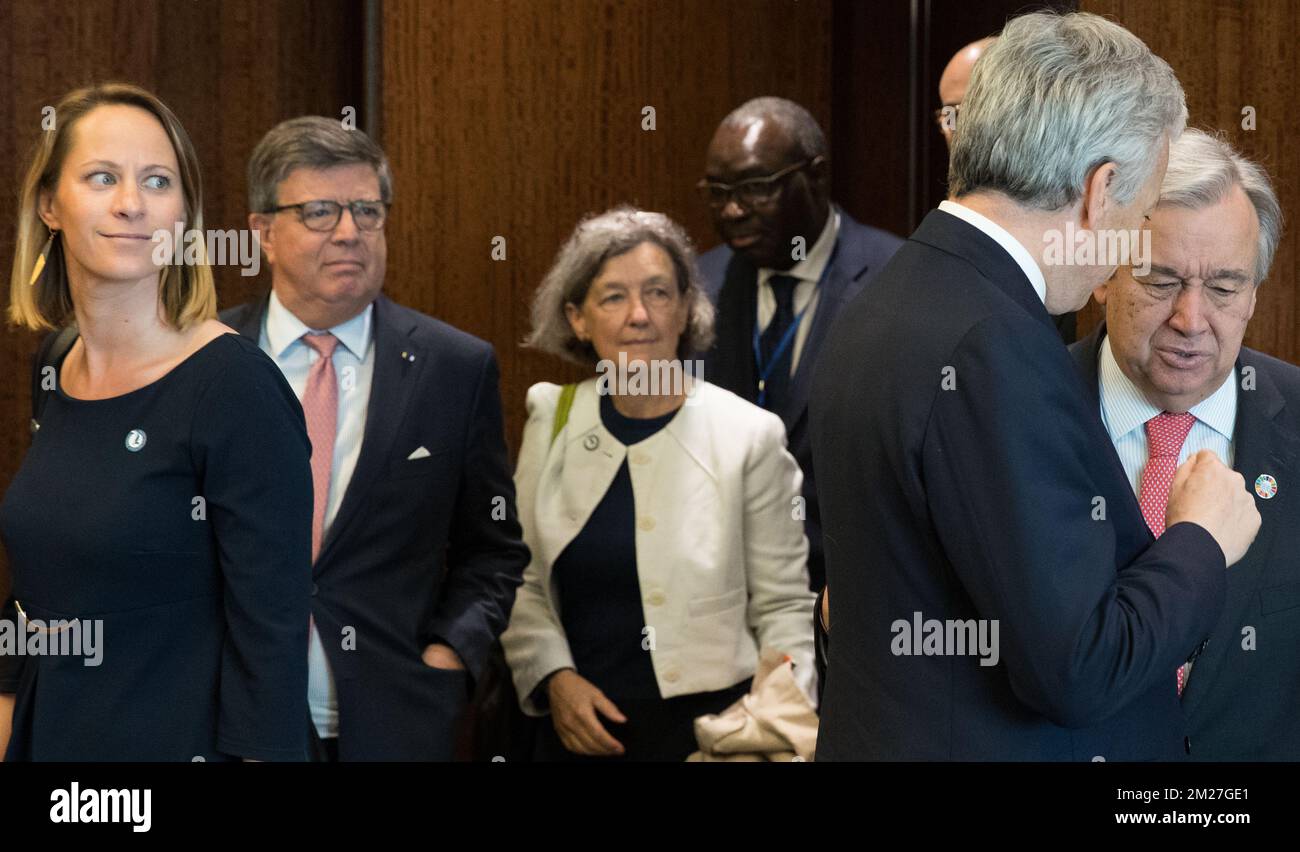 Valerie Cuvelier, membro del gabinetto del ministro degli Esteri, direttore belga delle Nazioni Unite Werner Bauwens, ex ambasciatore belga presso la Missione delle Nazioni Unite Benedicte Frankinet, vice primo ministro e ministro degli Esteri Didier Reynders e segretario generale delle Nazioni Unite Antonio Guterres, hanno illustrato in vista della Conferenza delle Nazioni Unite sull'Oceano, a New York, negli Stati Uniti, lunedì 05 giugno 2017. BELGA FOTO BENOIT DOPPAGNE Foto Stock