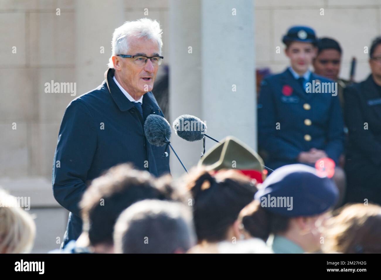 Il Ministro fiammingo Geert Bourgeois ha pronunciato un discorso alla commemorazione nazionale neozelandese del centenario della battaglia di Messines Ridge, a Mesen (Messines), mercoledì 07 giugno 2017. Oggi (07/06/2017) ricorre il 100th° anniversario dell'inizio del 'Mijnenslag' (Battaglia delle miniere) a Mesen, durante la prima guerra mondiale. BELGA FOTO KURT DESPLENTER Foto Stock
