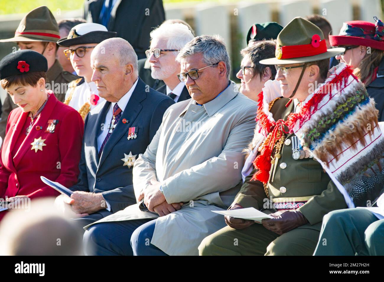 Ministro della Difesa e del Servizio pubblico Steven Vandeput (C) nella foto durante la commemorazione nazionale neozelandese del centenario della battaglia di Messines Ridge, a Mesen (Messines), mercoledì 07 giugno 2017. Oggi (07/06/2017) ricorre il 100th° anniversario dell'inizio del 'Mijnenslag' (Battaglia delle miniere) a Mesen, durante la prima guerra mondiale. BELGA FOTO KURT DESPLENTER Foto Stock