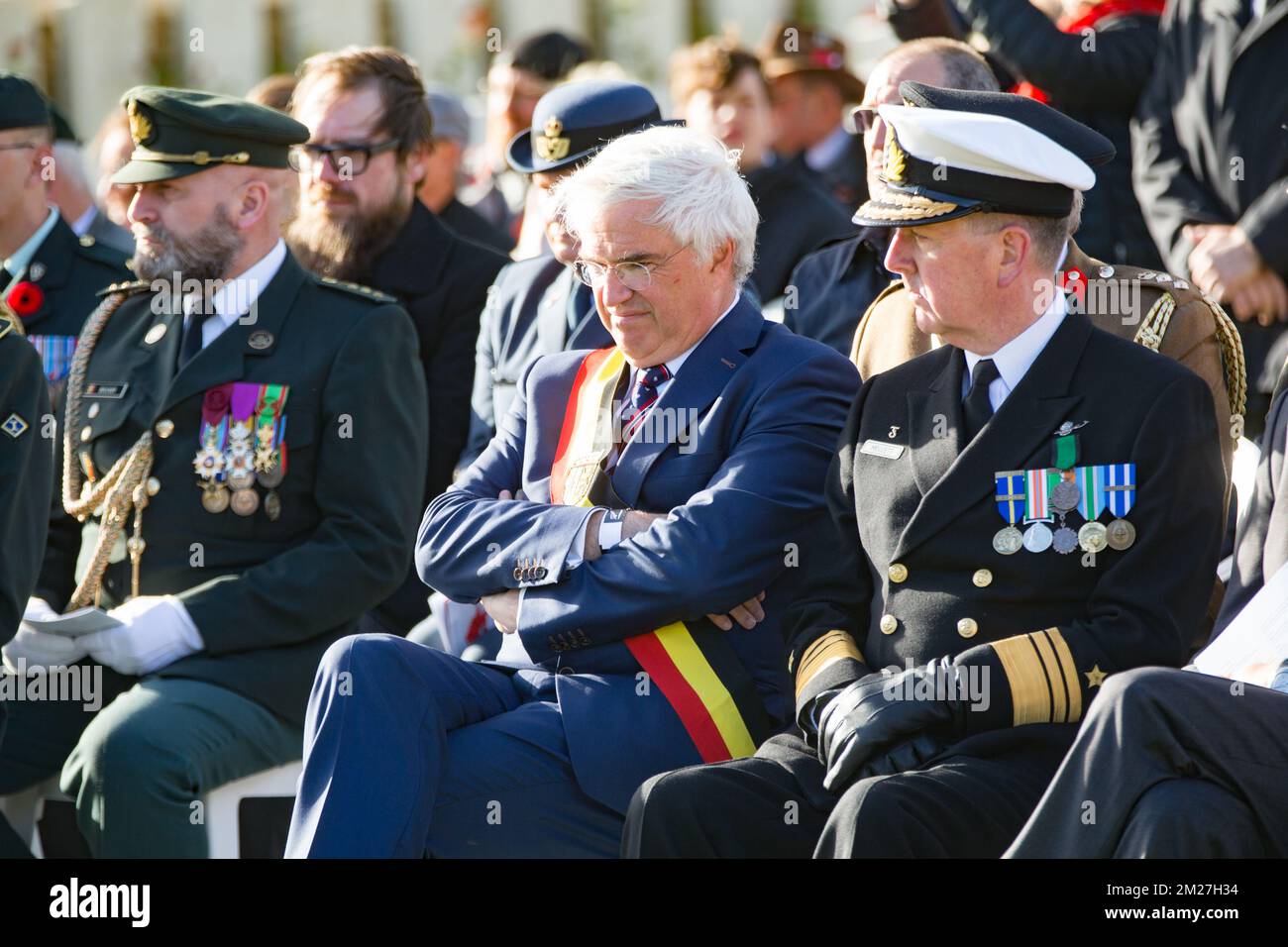 Governatore della provincia delle Fiandre Occidentali Carl Decaluwe (C) nella foto durante la commemorazione nazionale neozelandese del centenario della battaglia di Messines Ridge, a Mesen (Messines), mercoledì 07 giugno 2017. Oggi (07/06/2017) ricorre il 100th° anniversario dell'inizio del 'Mijnenslag' (Battaglia delle miniere) a Mesen, durante la prima guerra mondiale. BELGA FOTO KURT DESPLENTER Foto Stock