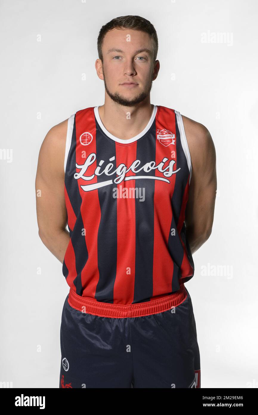 Terry Deroover posa al photoshoot di Euromilizions basket club Liege basket in vista della stagione 2017-2018, venerdì 08 settembre 2017 a Liege. FOTO DI BELGA NICOLAS LAMBERT Foto Stock